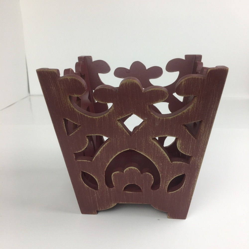Better Homes & Gardens Red Filigree Wooden Plant Holder Cut Out Scandinavian